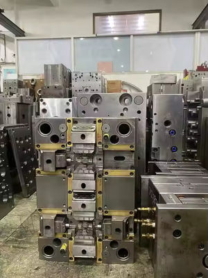 Услуги по инжекционной формовке пластмассы ABS